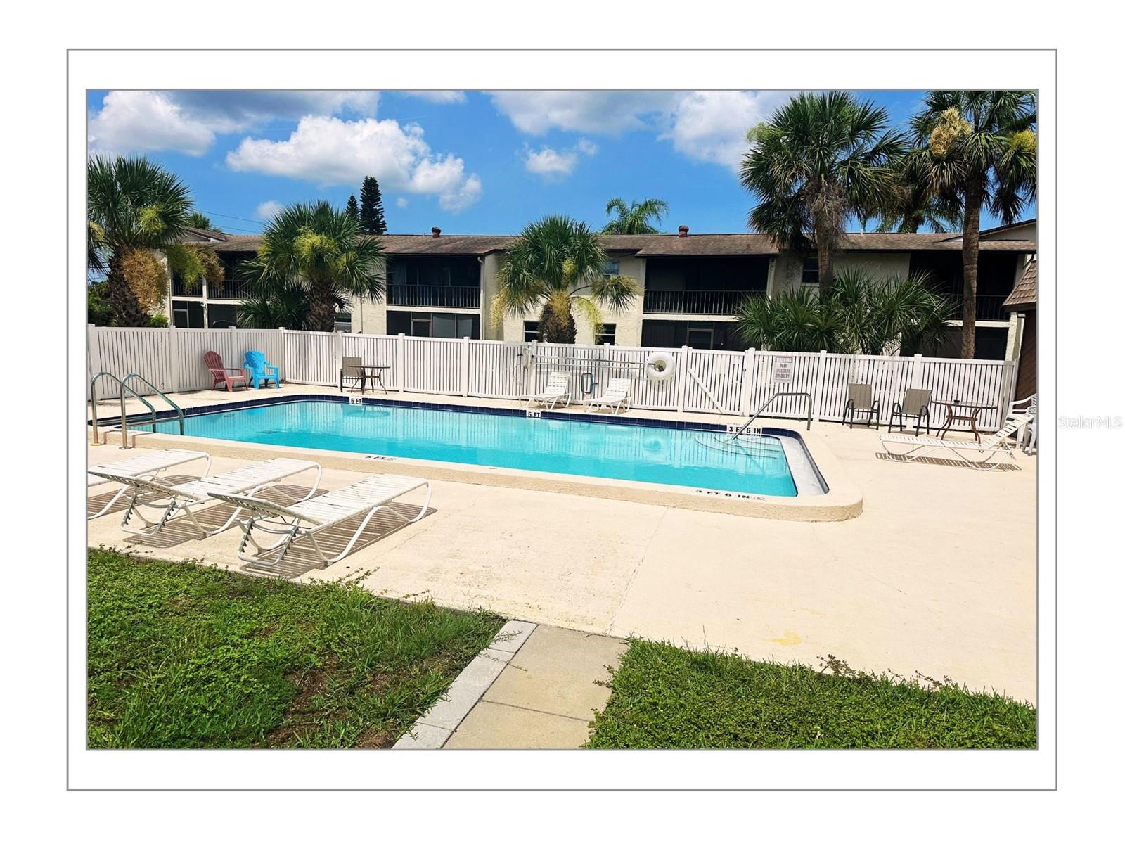 Image 11 of 12 For 5541 Bay Boulevard 303