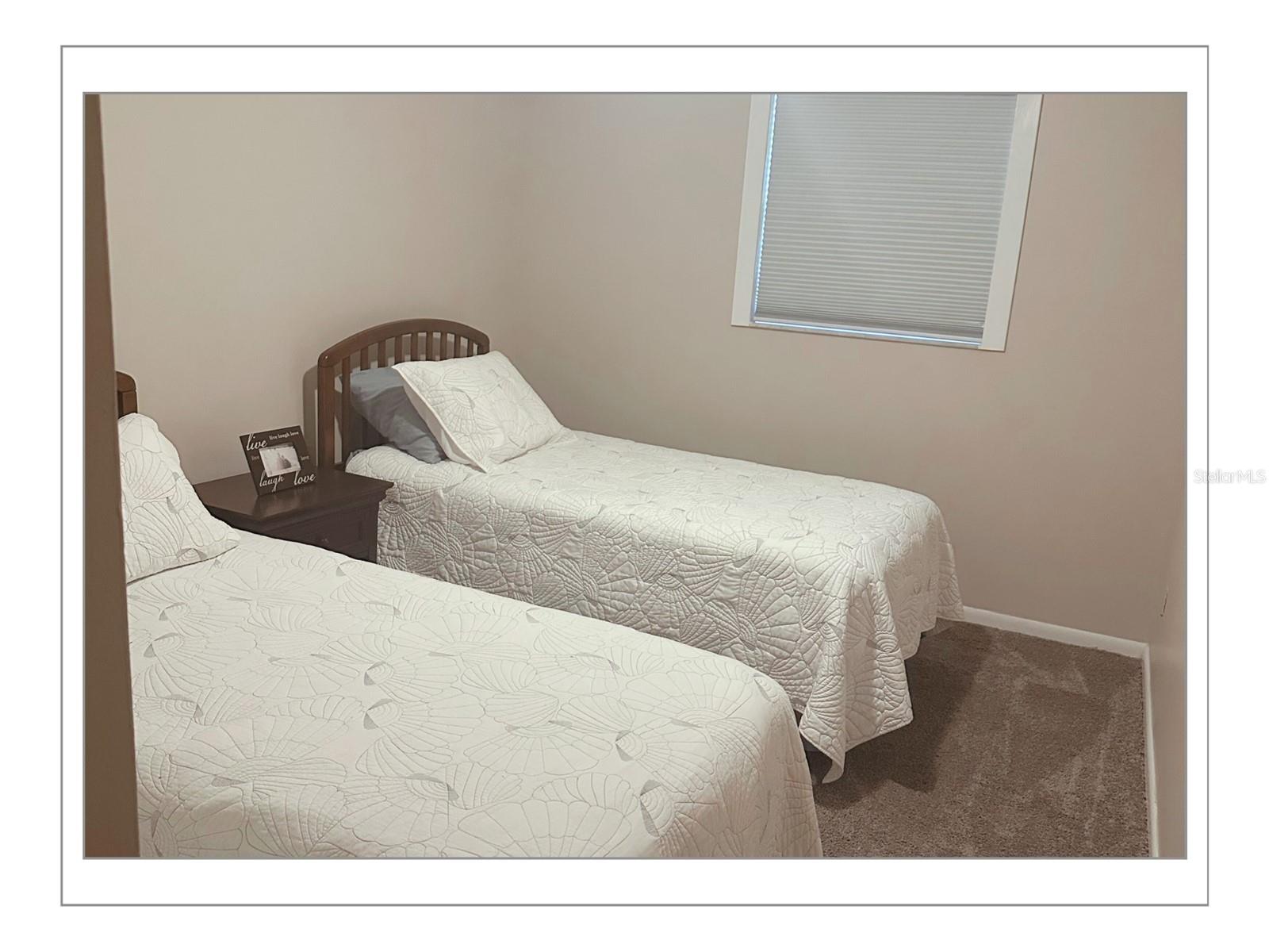 Image 8 of 12 For 5541 Bay Boulevard 303