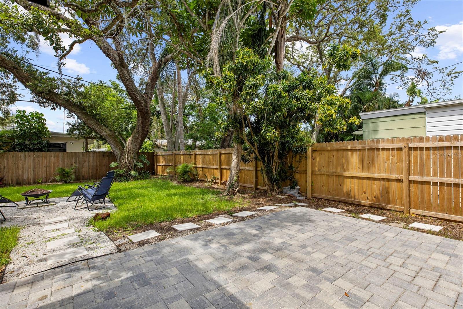 Image 24 of 34 For 1275 Palm Street
