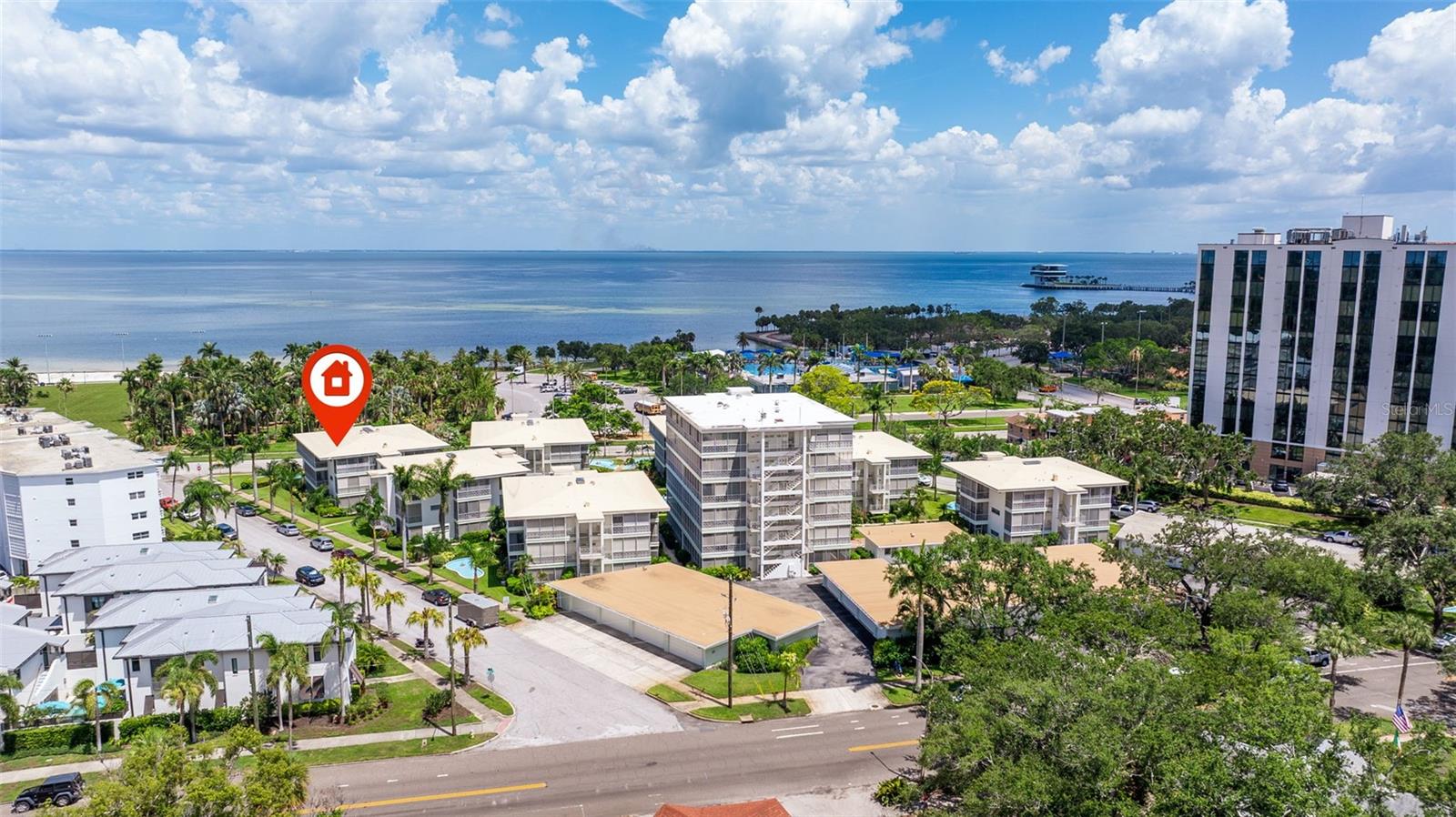 Image 11 of 53 For 1060 Shore Drive Ne 6