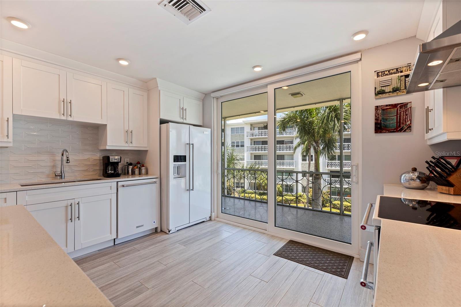 Image 33 of 53 For 1060 Shore Drive Ne 6