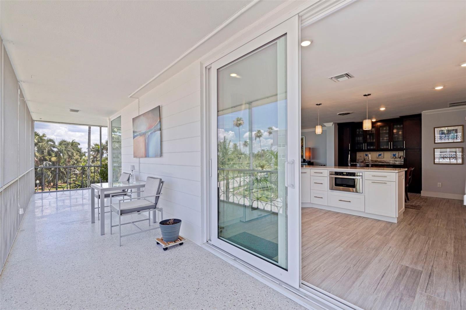 Image 34 of 53 For 1060 Shore Drive Ne 6