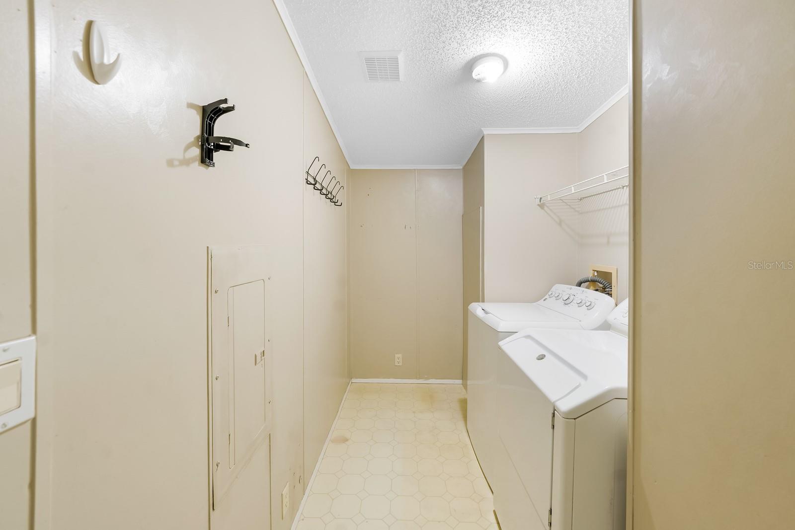 Image 19 of 45 For 8443 Fantasia Park Way