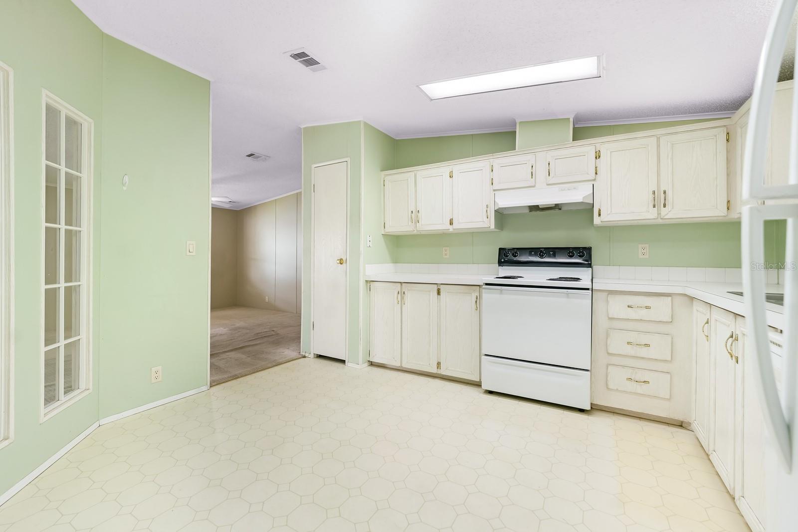 Image 8 of 45 For 8443 Fantasia Park Way