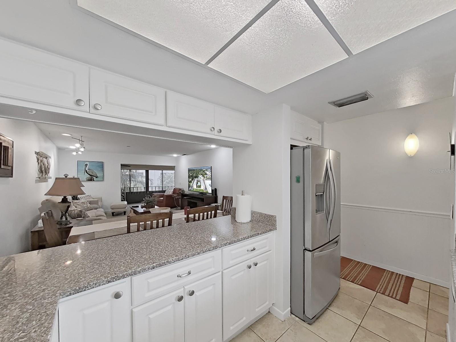 Image 9 of 21 For 215 Valencia Boulevard 213