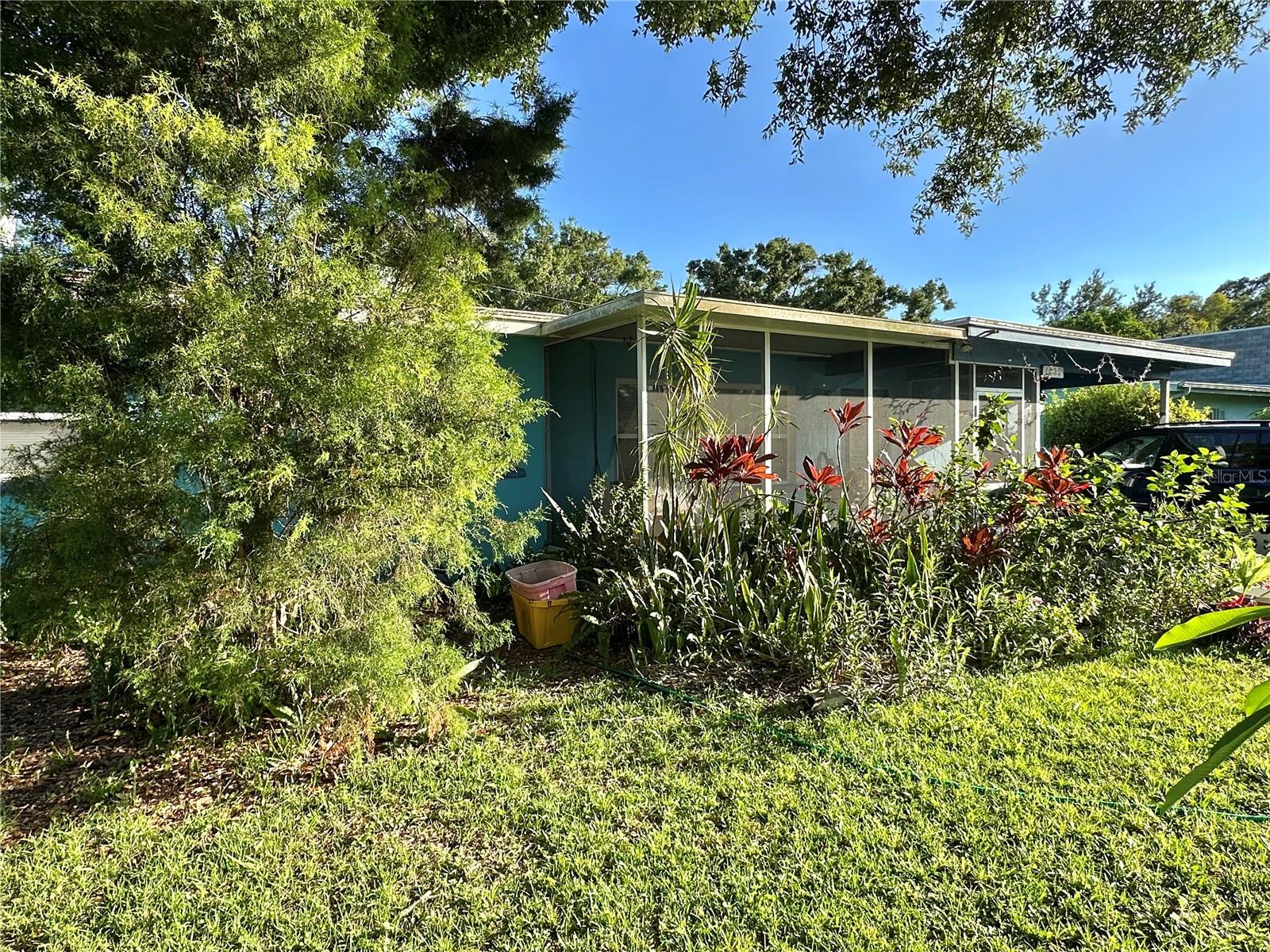 Image 3 of 21 For 1605 Logan Street