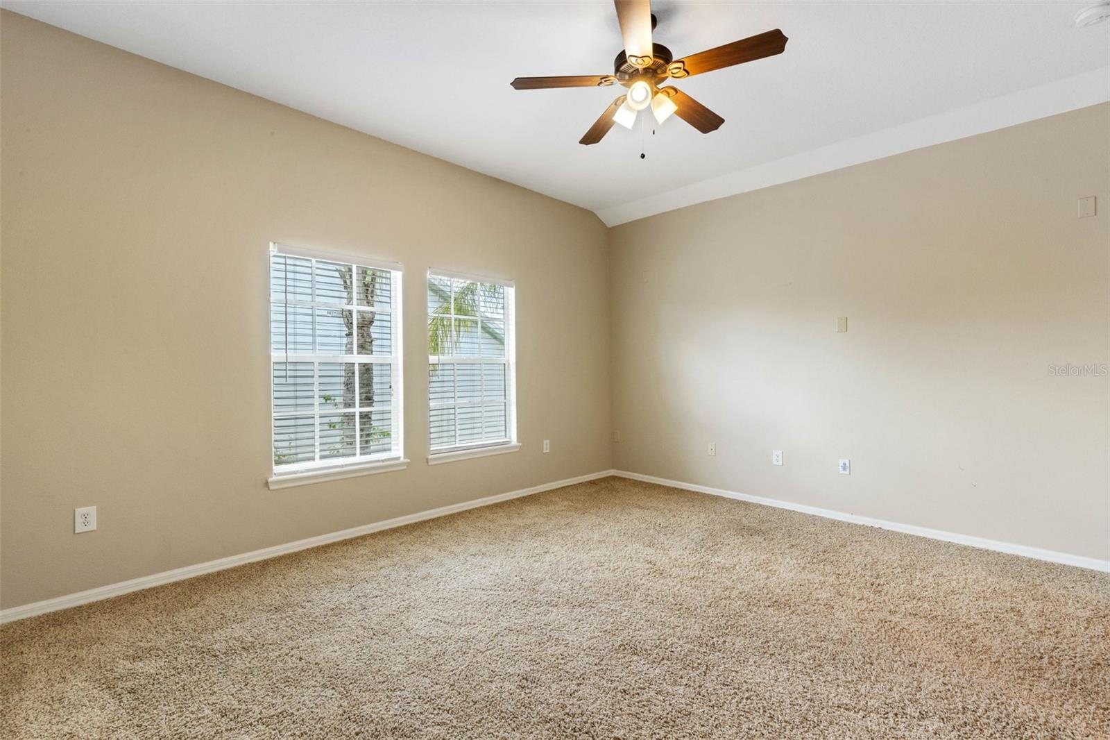 Image 35 of 46 For 405 Islebay Drive