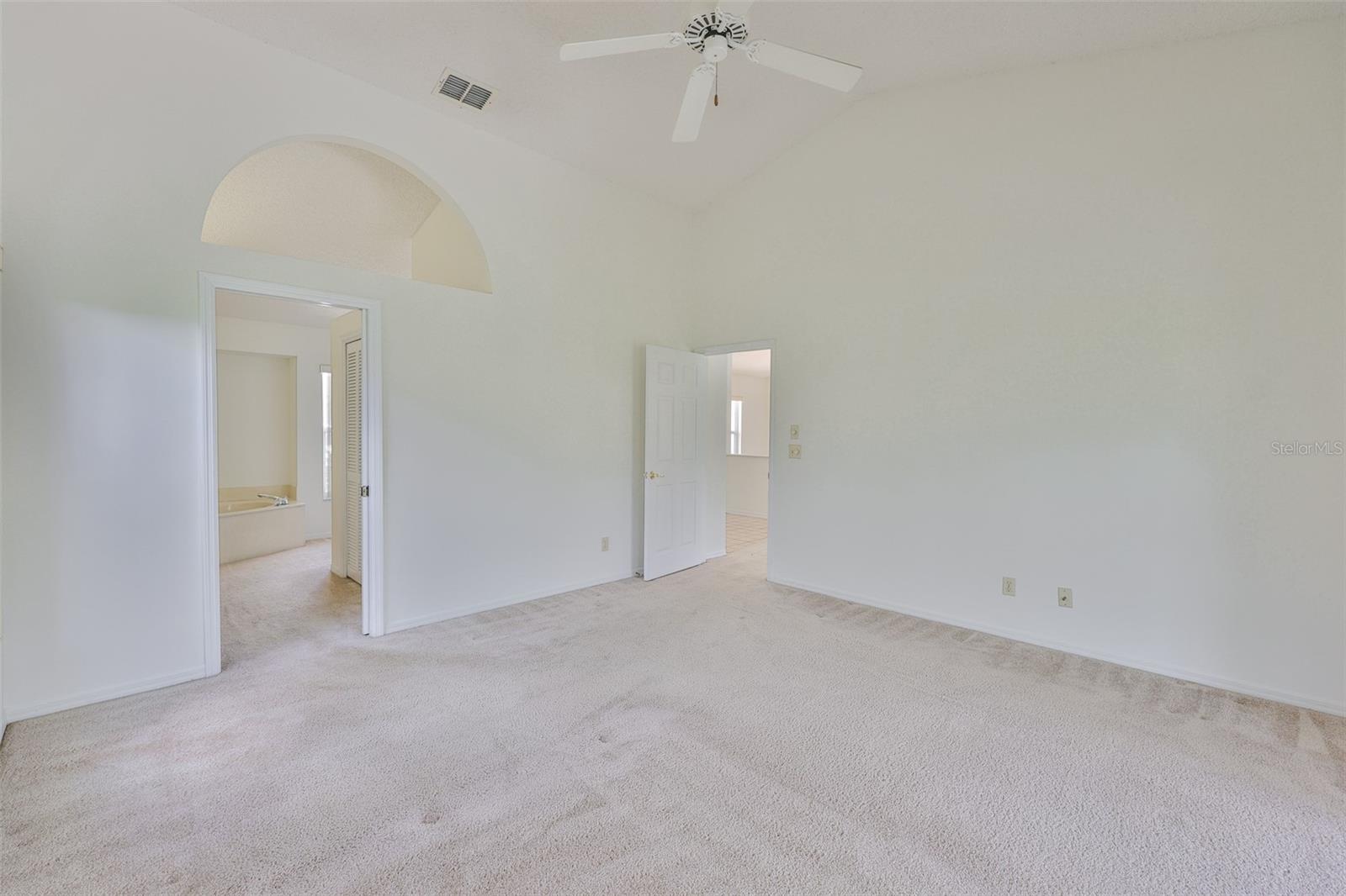 Image 13 of 27 For 602 Deep Lake Lane