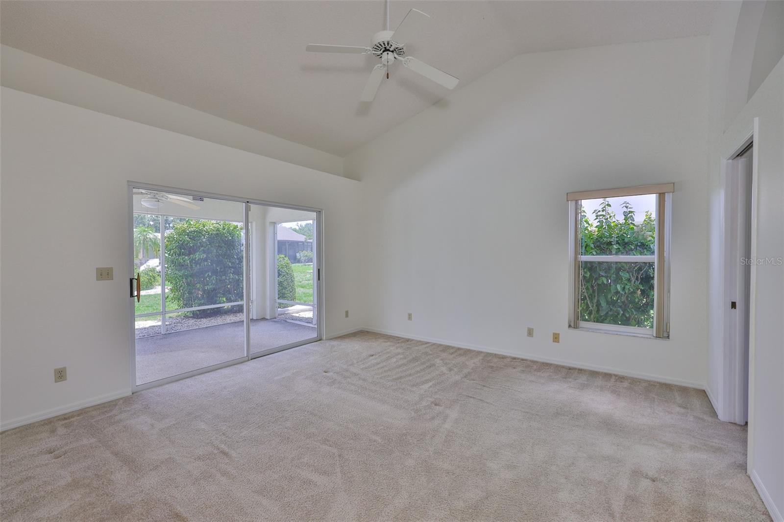 Image 14 of 27 For 602 Deep Lake Lane