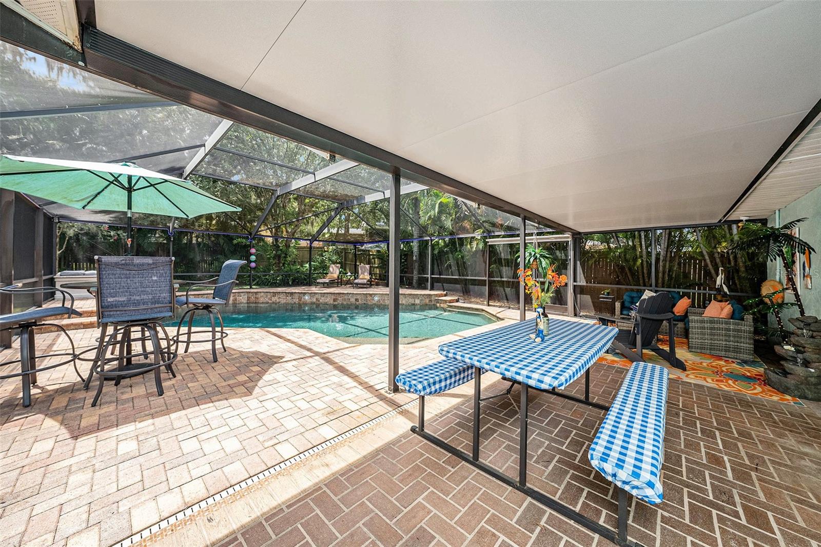 Listing photo id 21 for 19 Harbor Oaks Circle