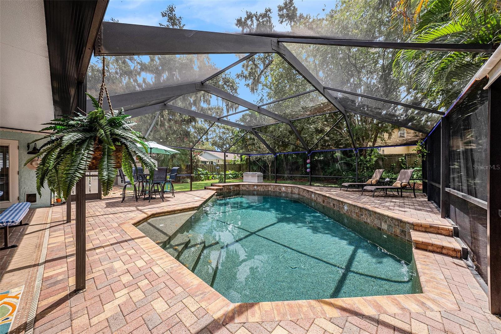 Listing photo id 23 for 19 Harbor Oaks Circle