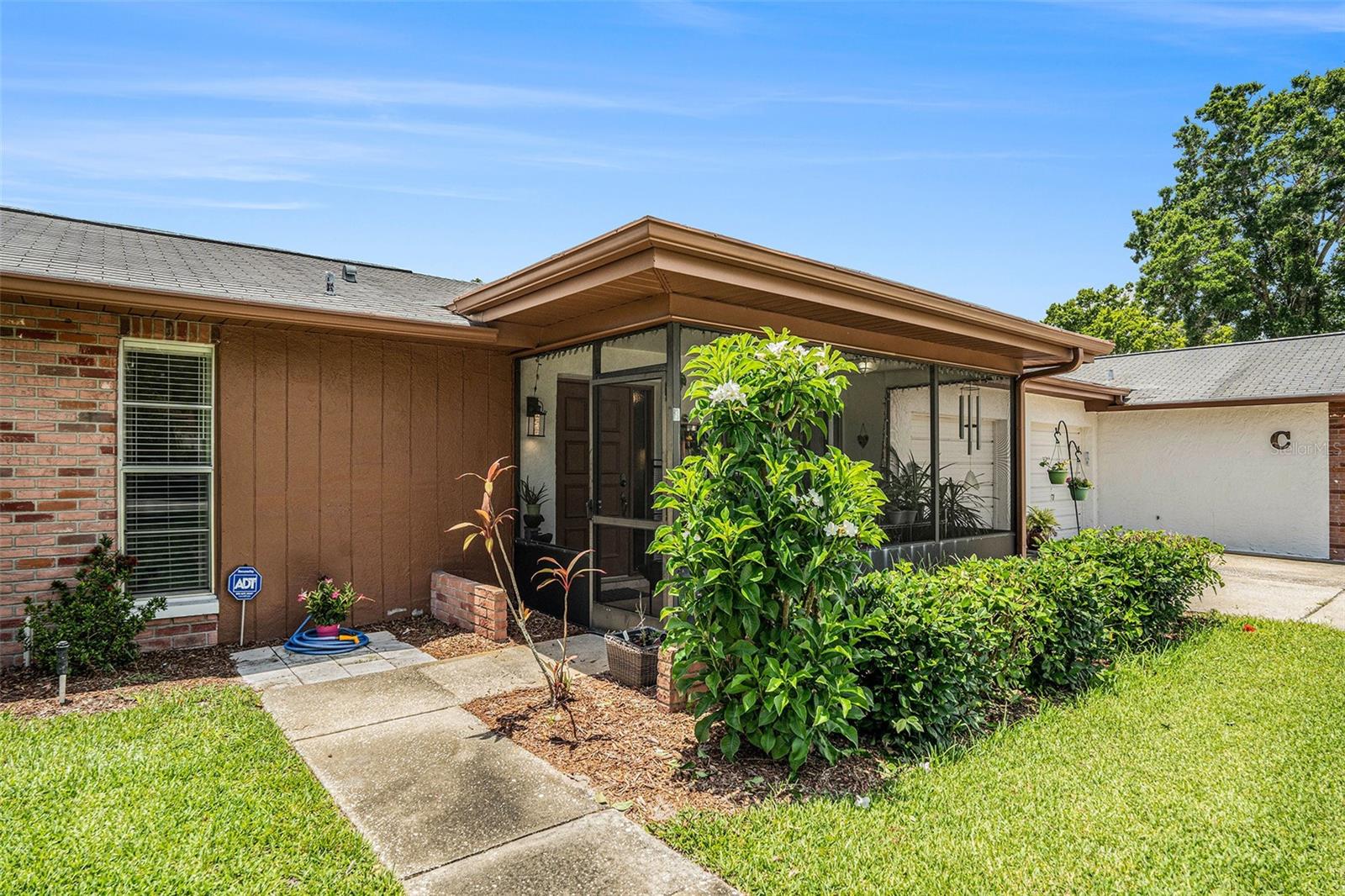 Image 18 of 37 For 2270 Spruce Lane B
