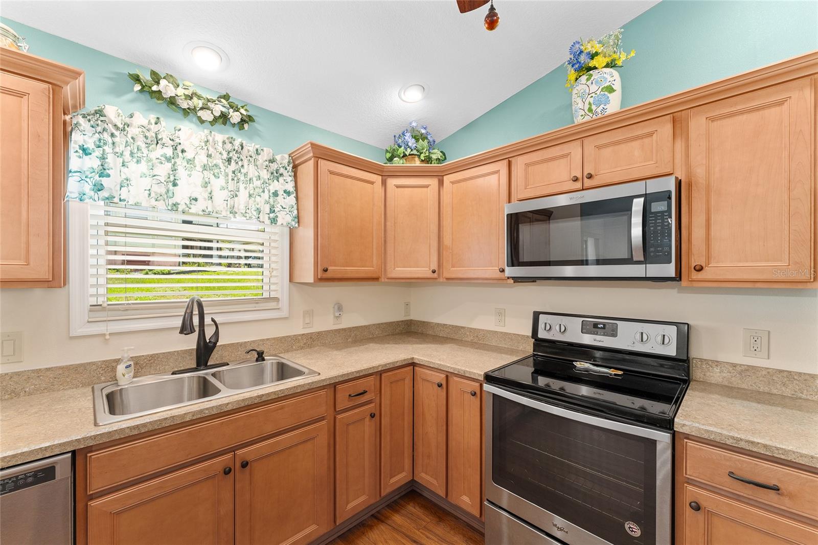 Image 18 of 53 For 1032 Kelsea Cir