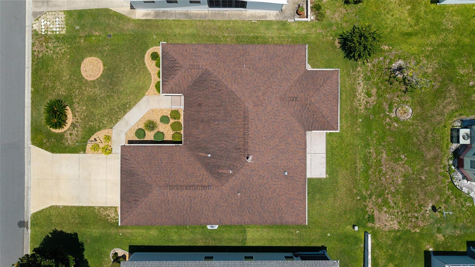 Image 3 of 53 For 1032 Kelsea Cir