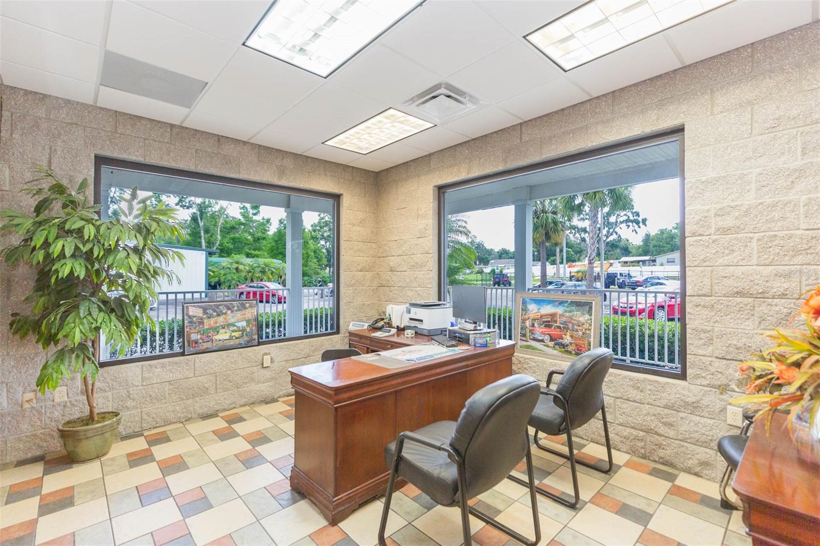 Listing photo id 12 for 13815 21st Street