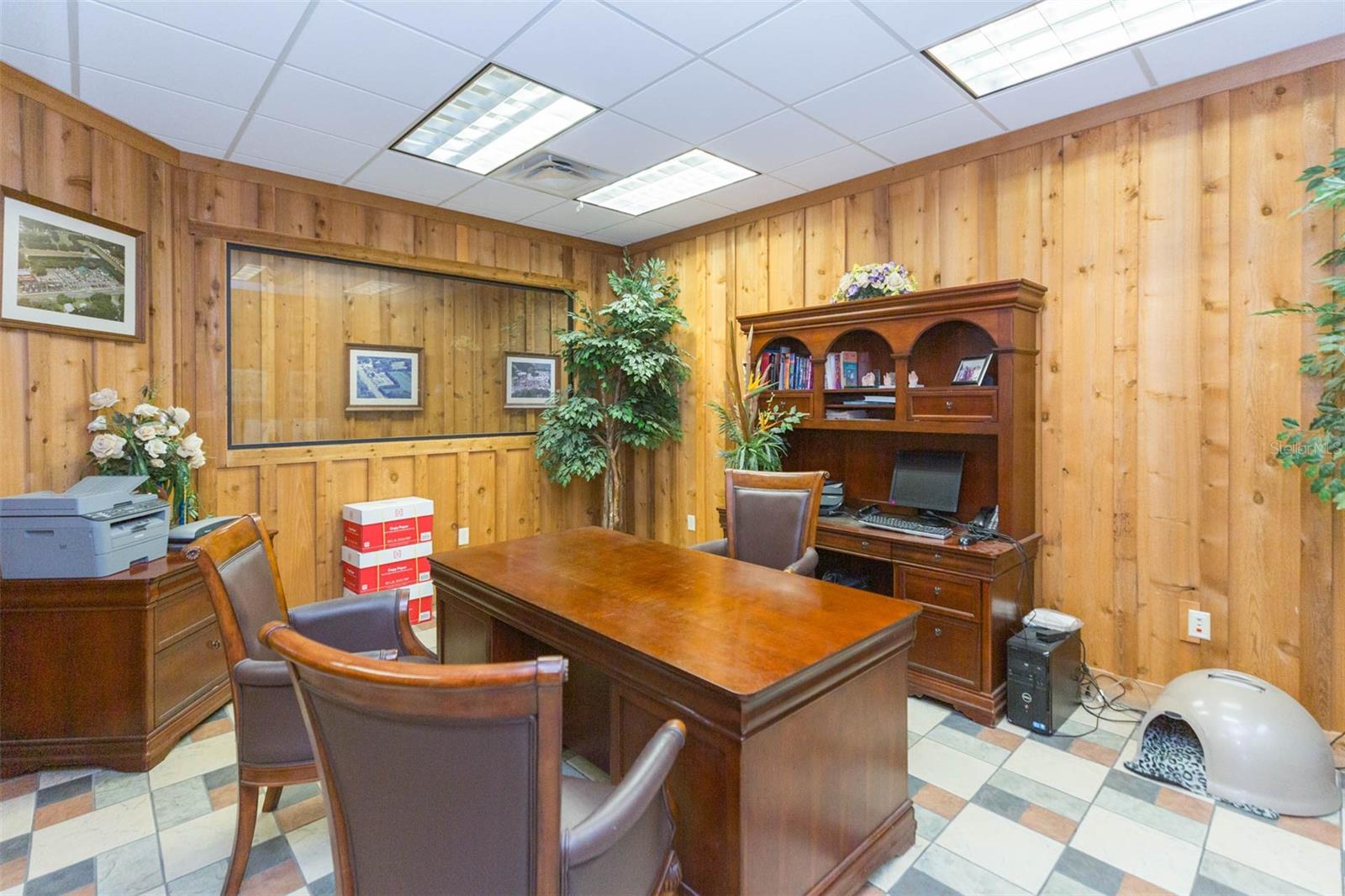 Listing photo id 16 for 13815 21st Street