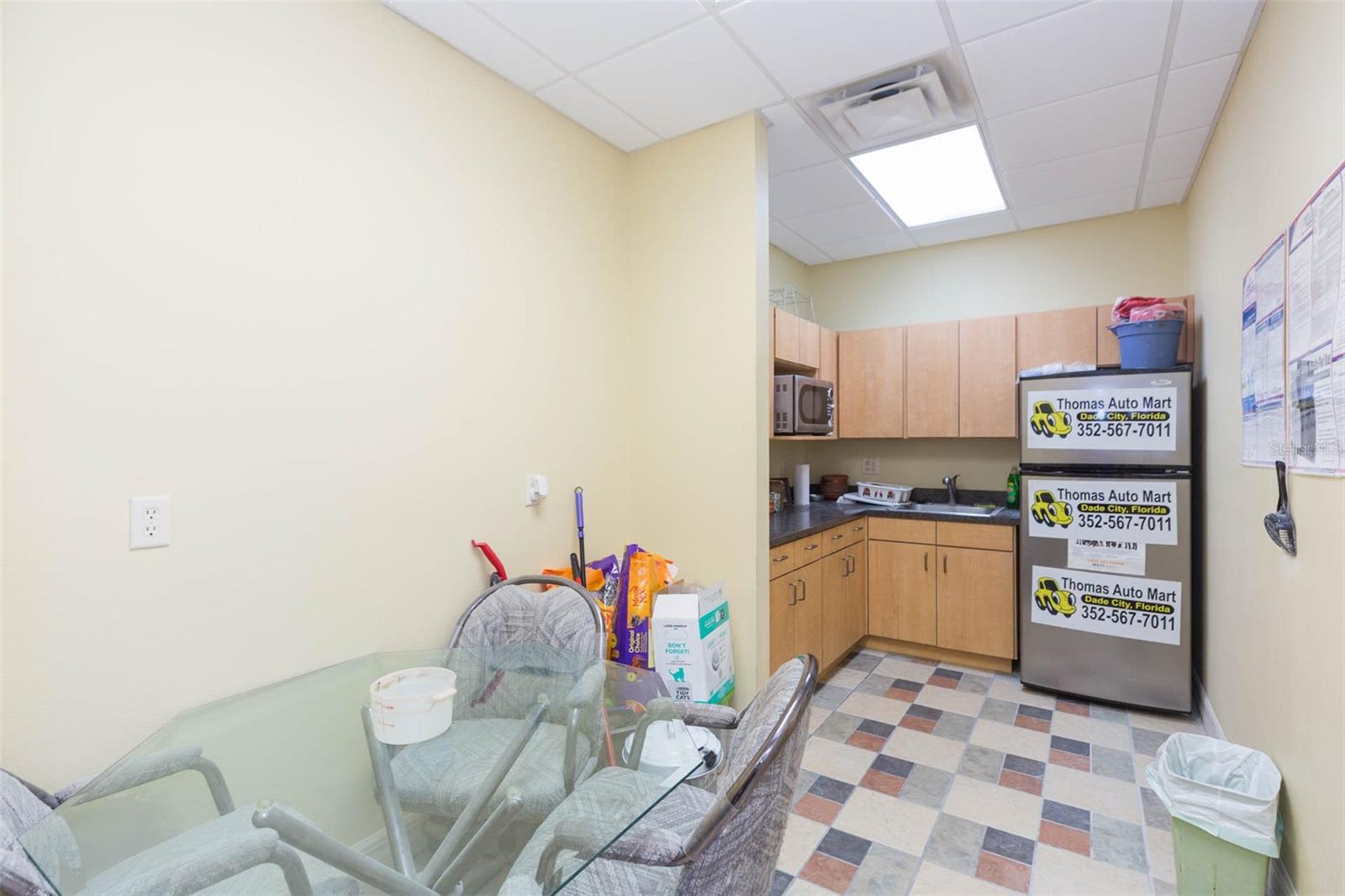 Listing photo id 22 for 13815 21st Street