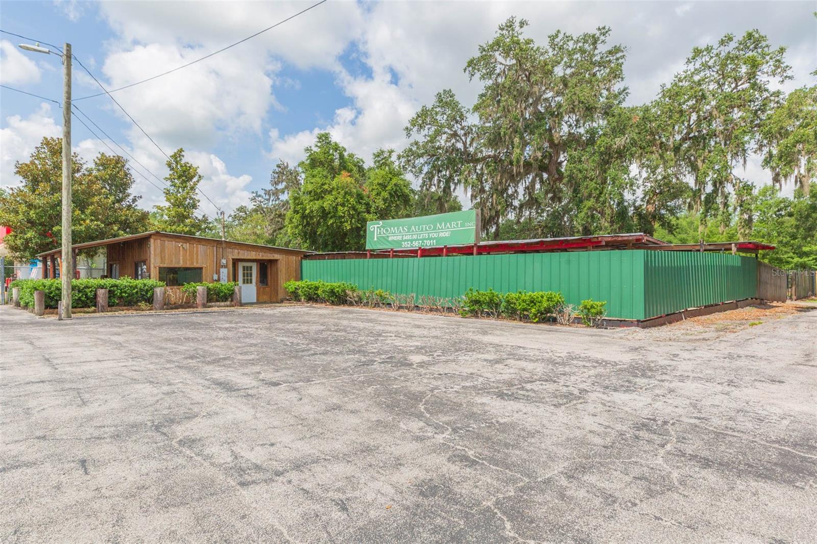 Listing photo id 35 for 13815 21st Street
