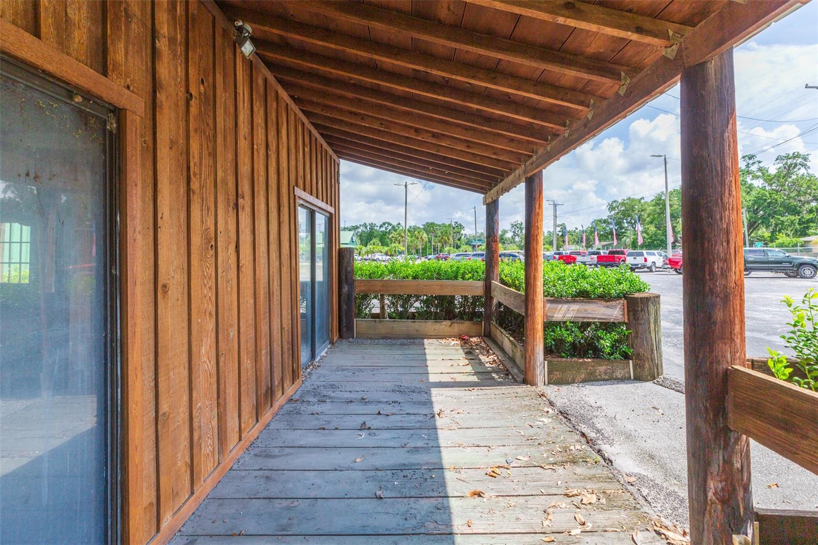 Listing photo id 38 for 13815 21st Street