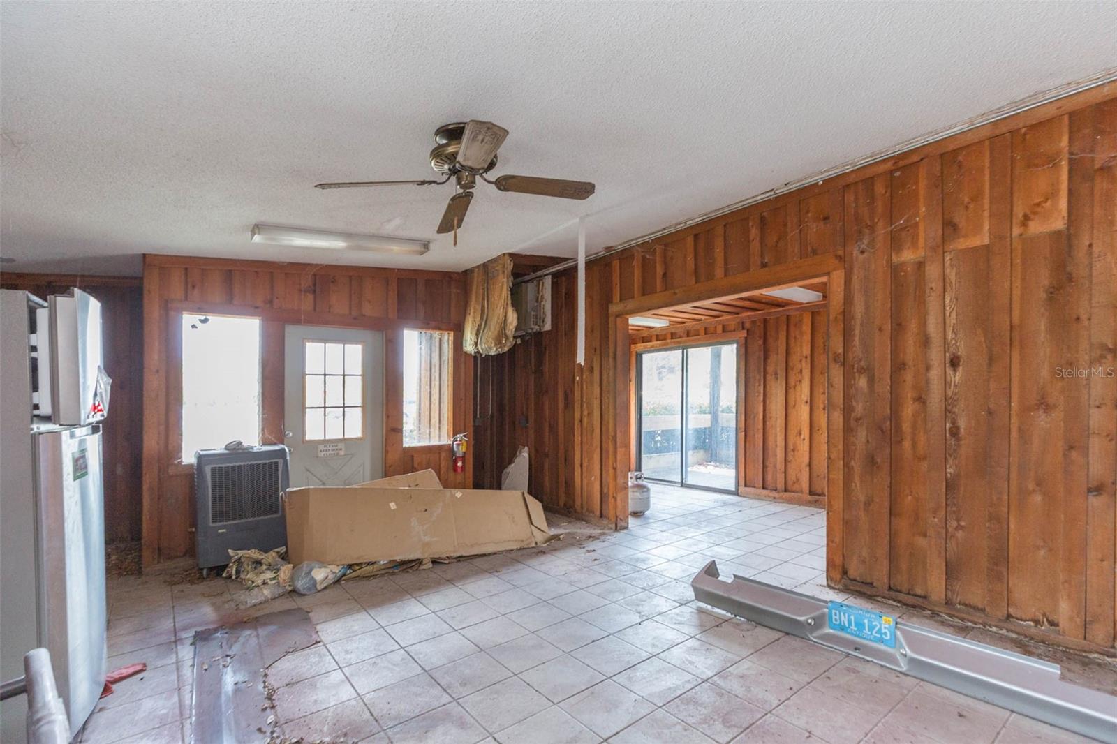 Listing photo id 41 for 13815 21st Street
