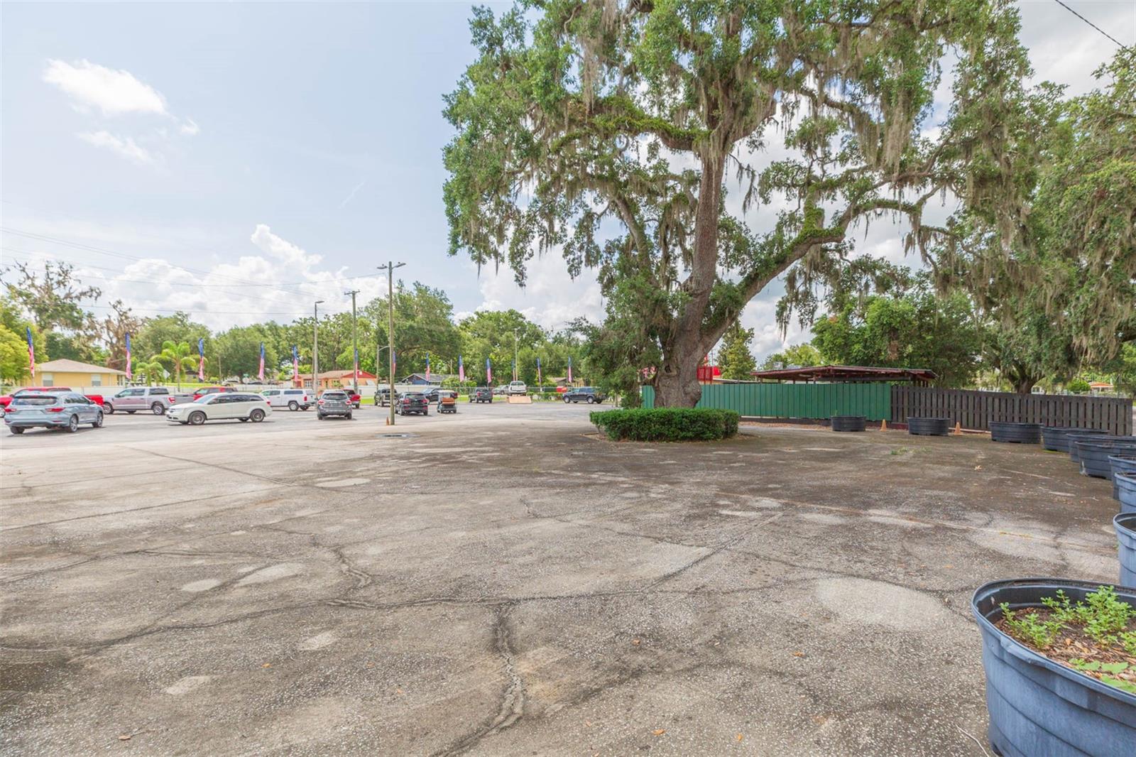 Listing photo id 45 for 13815 21st Street