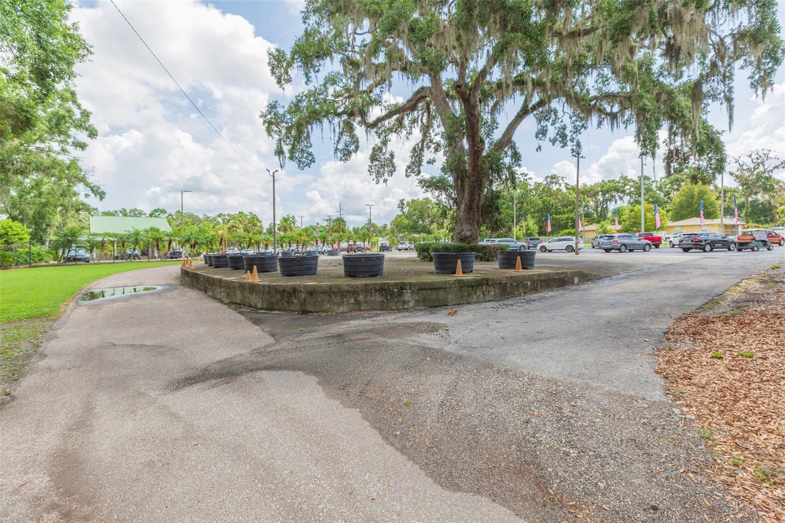 Listing photo id 46 for 13815 21st Street