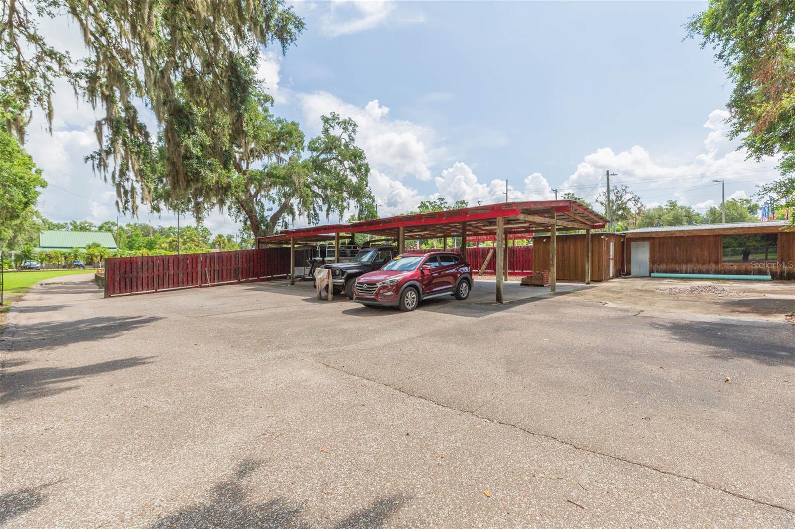 Listing photo id 48 for 13815 21st Street