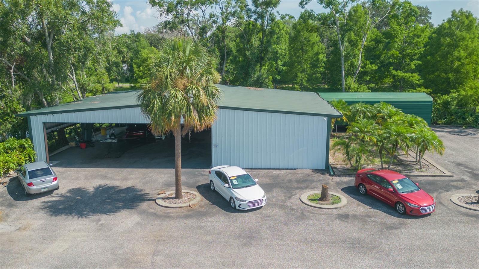 Listing photo id 68 for 13815 21st Street