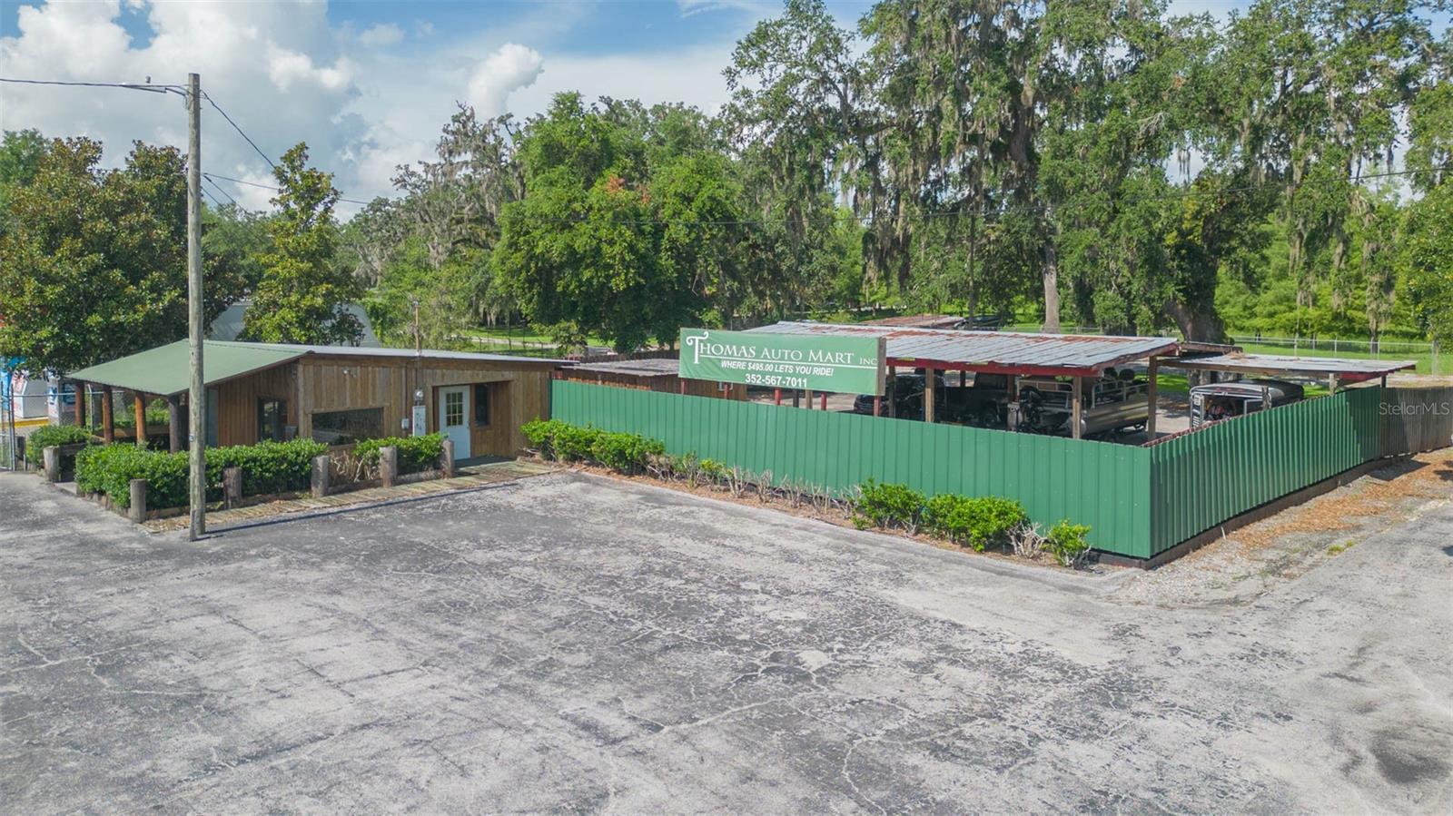 Listing photo id 69 for 13815 21st Street