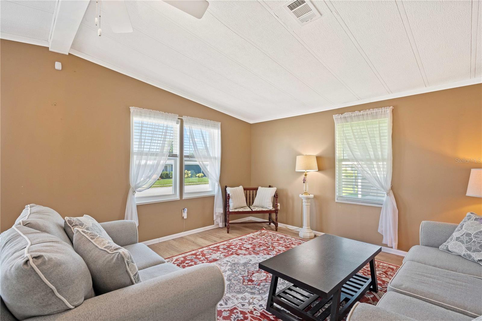 Image 10 of 44 For 36435 Bonney Drive
