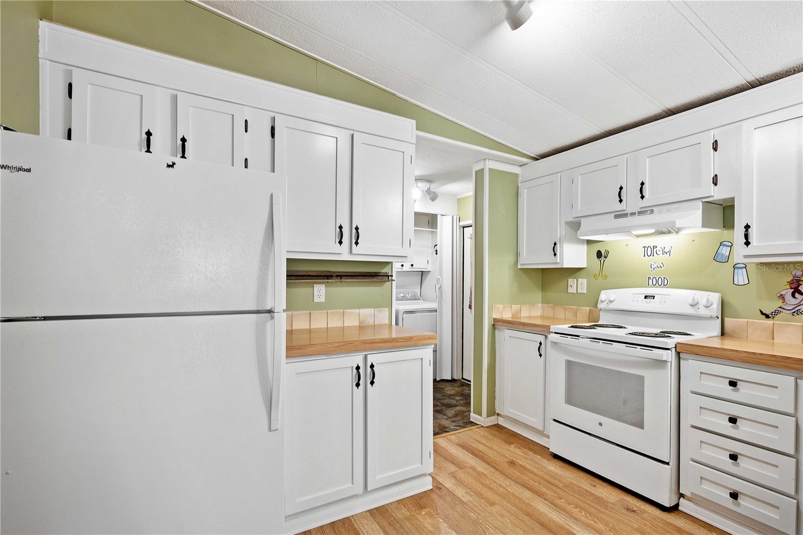 Image 17 of 44 For 36435 Bonney Drive