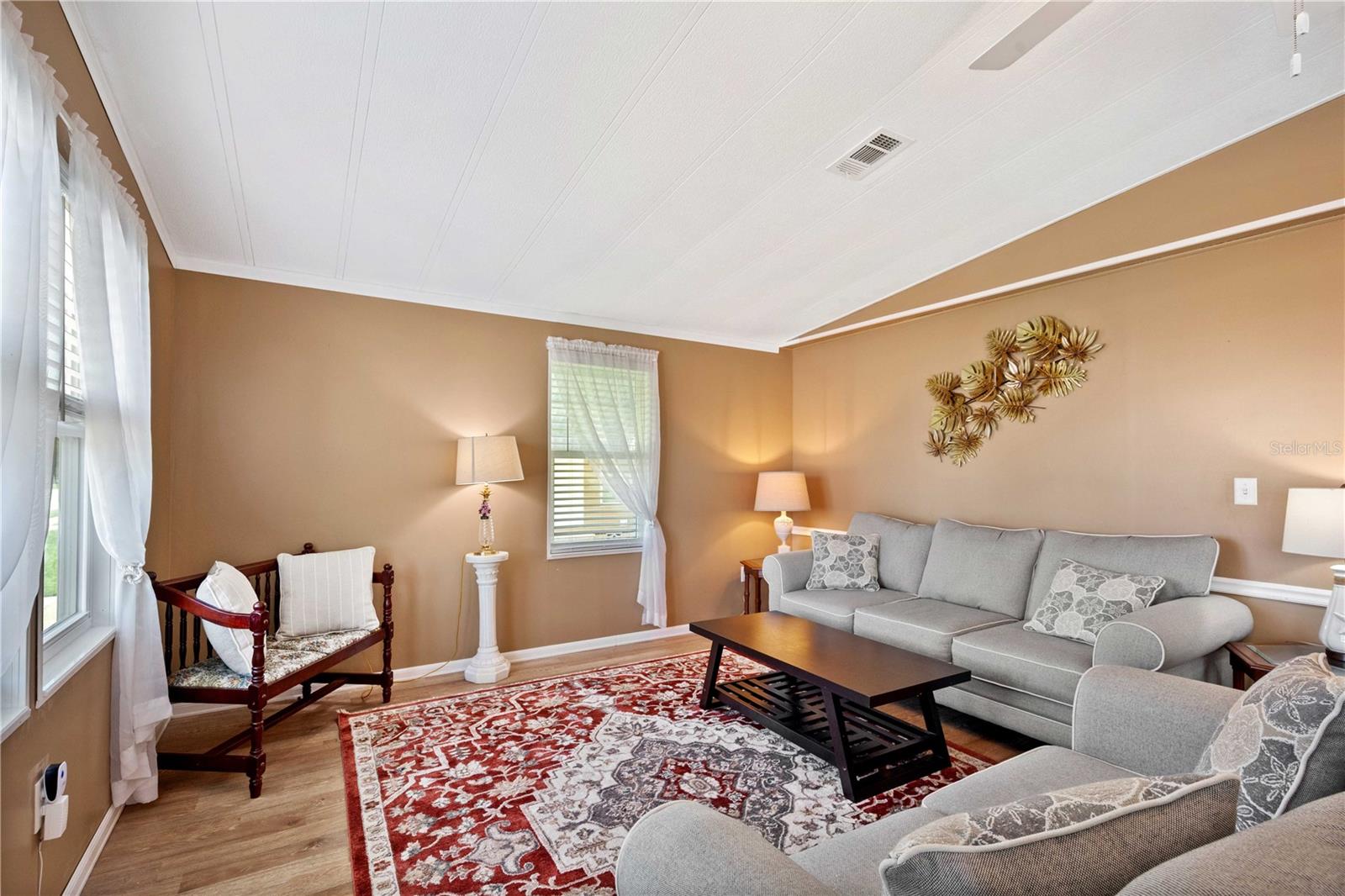 Image 9 of 44 For 36435 Bonney Drive