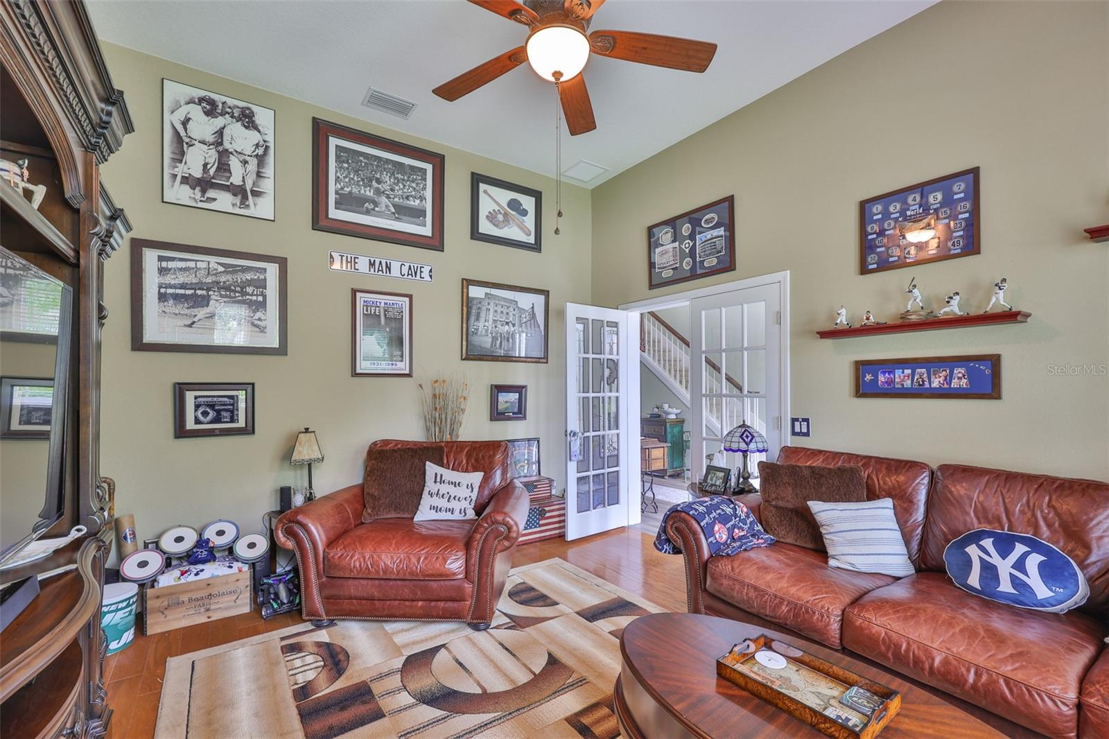 Image 20 of 59 For 13728 Artesa Bell Drive