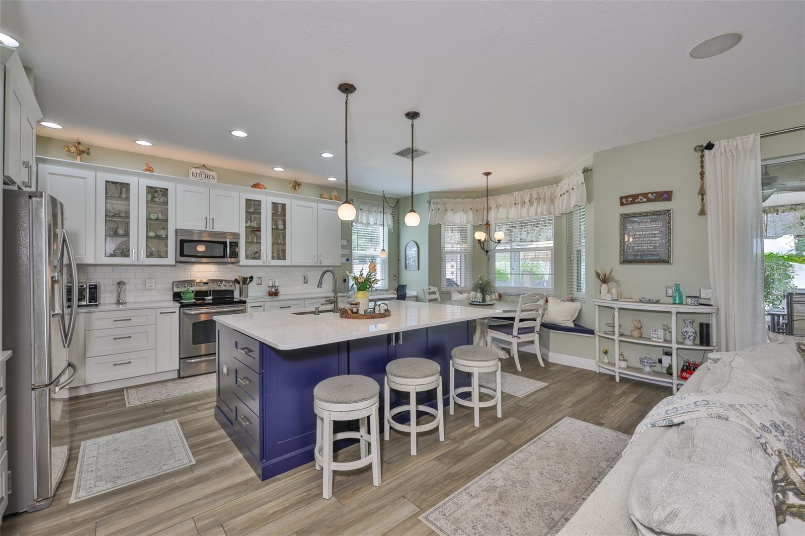 Image 24 of 59 For 13728 Artesa Bell Drive