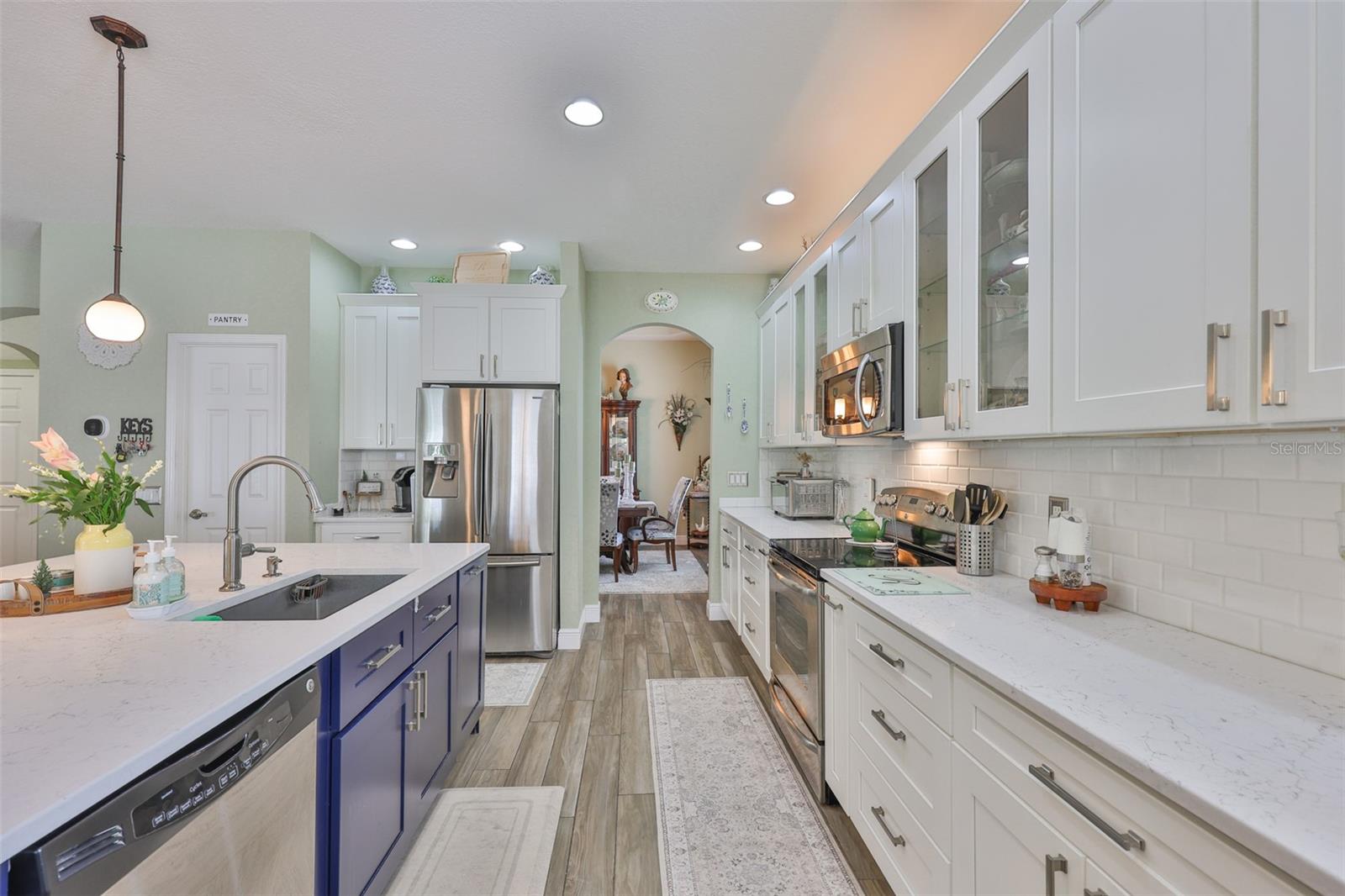Image 28 of 59 For 13728 Artesa Bell Drive
