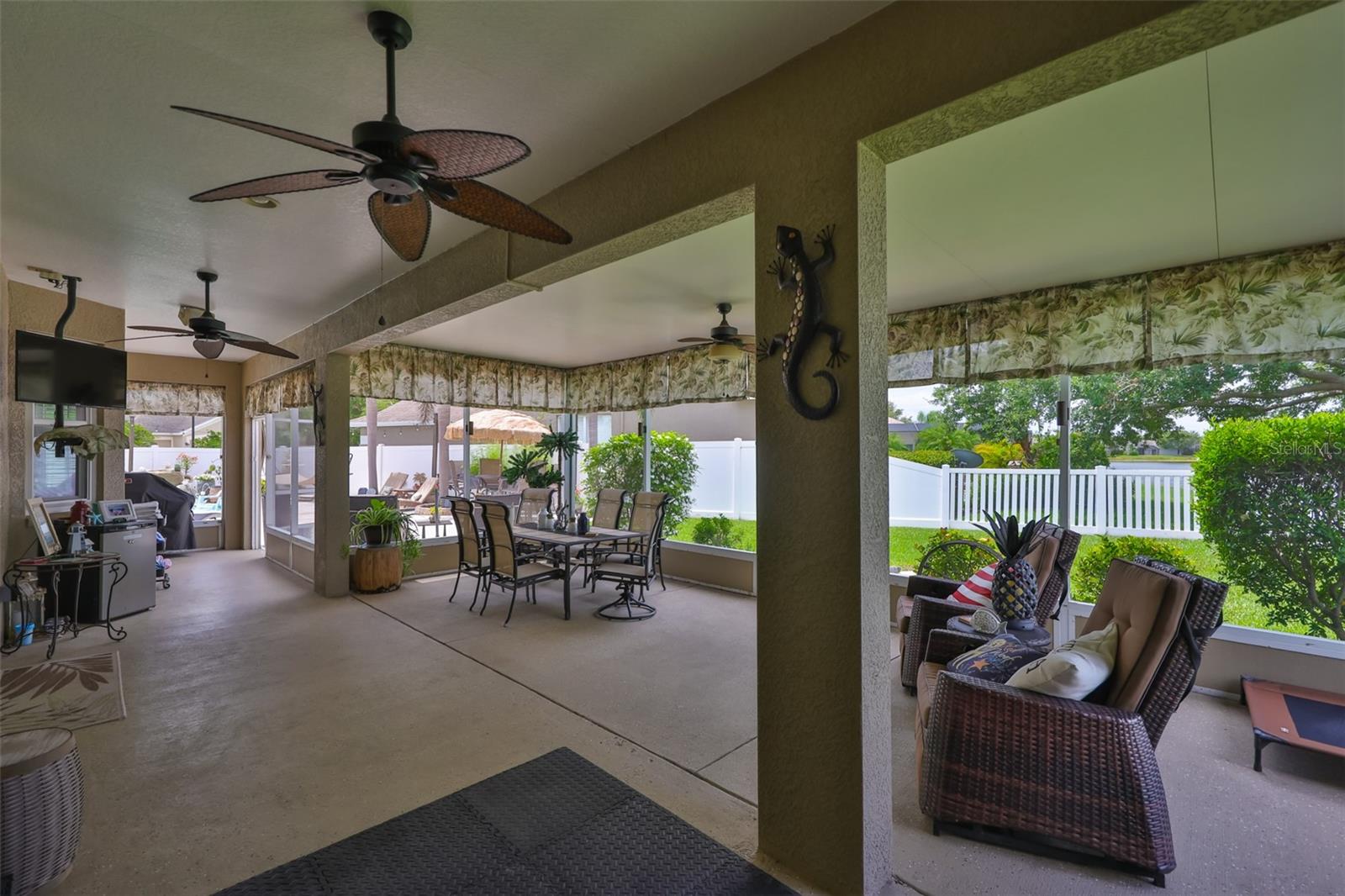 Image 55 of 59 For 13728 Artesa Bell Drive