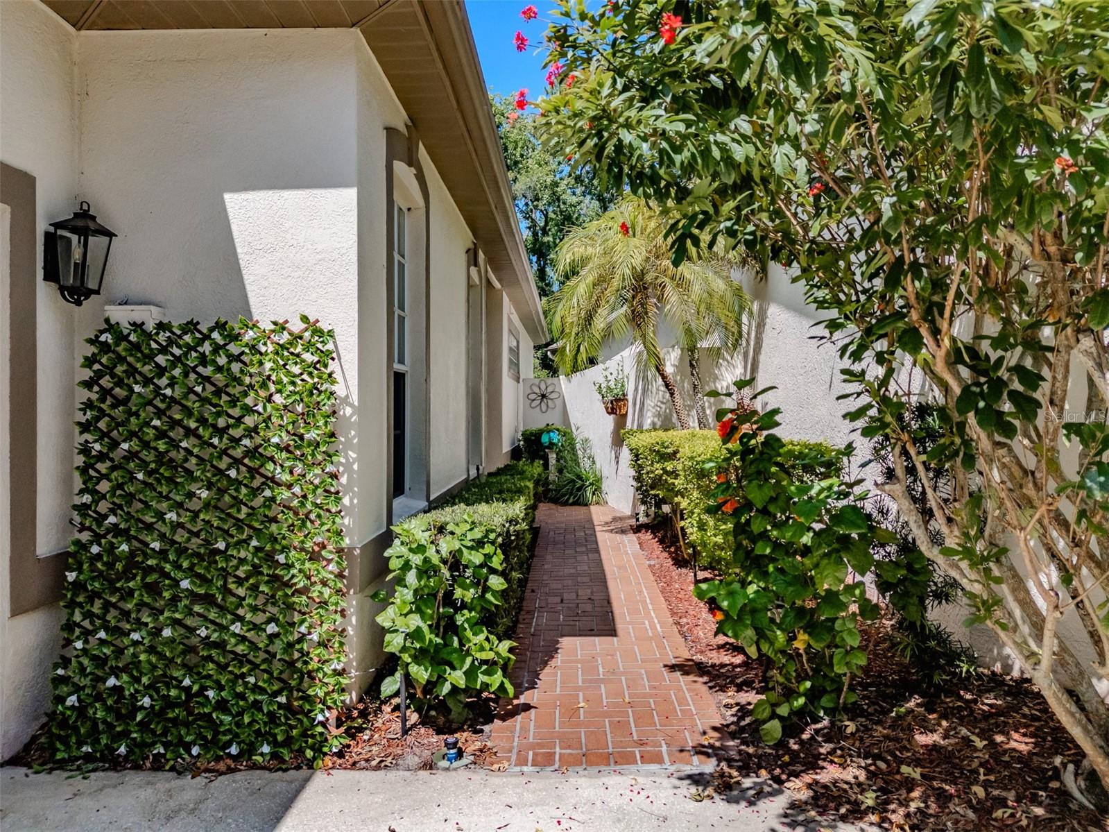 Image 6 of 62 For 5224 Fairway One Drive