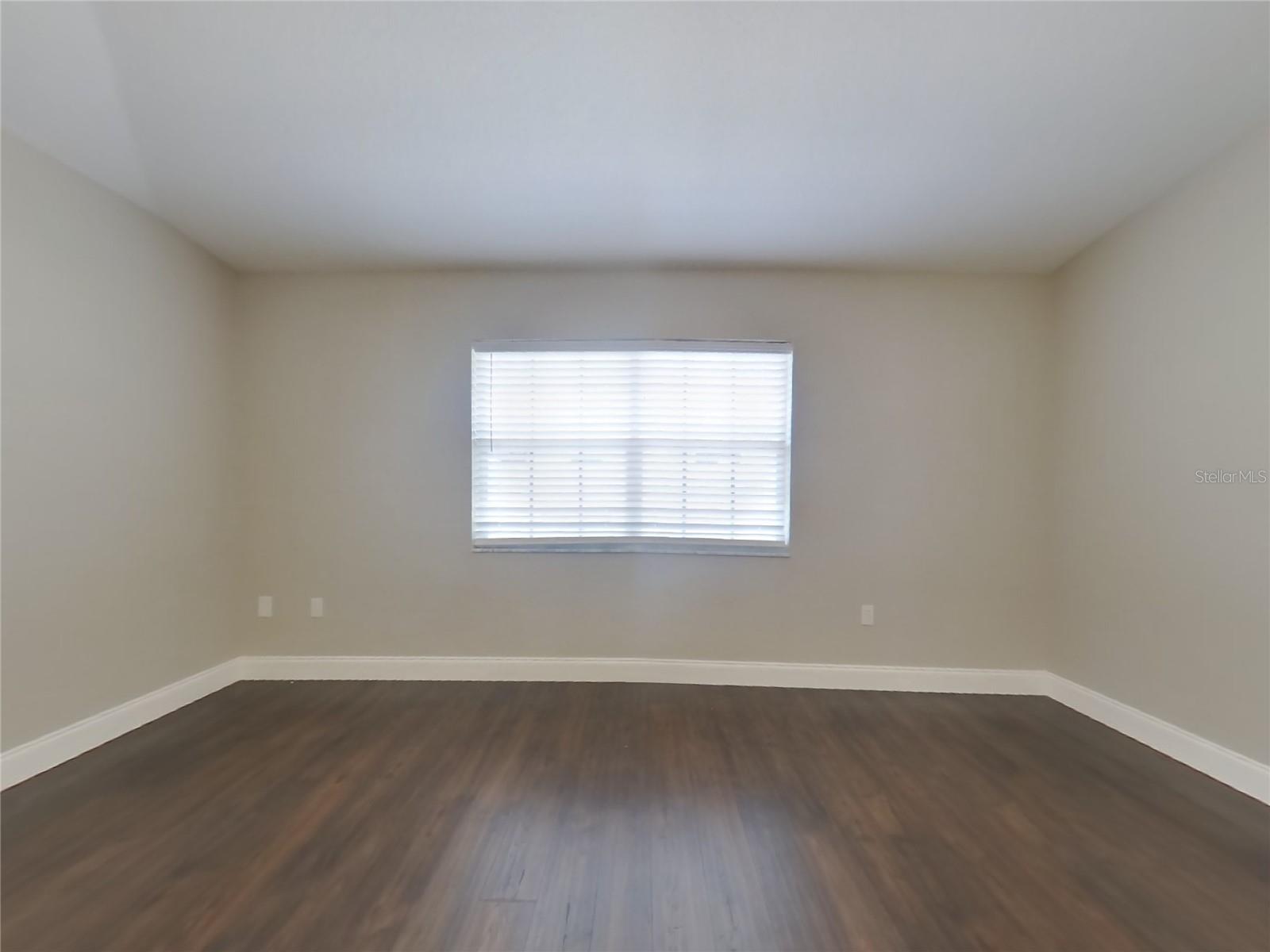 Image 2 of 20 For 3598 Biscayne Drive