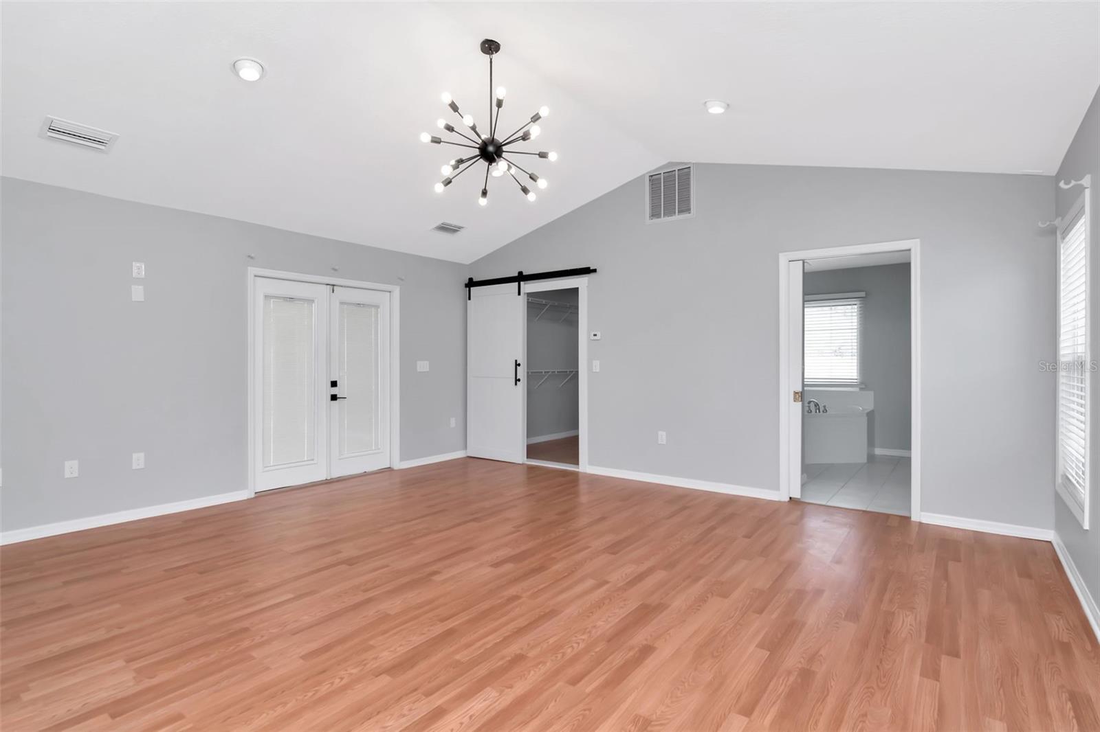 Image 14 of 37 For 4317 Hale Avenue