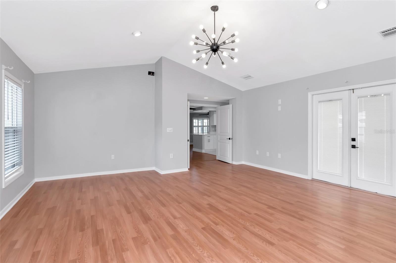 Image 15 of 37 For 4317 Hale Avenue