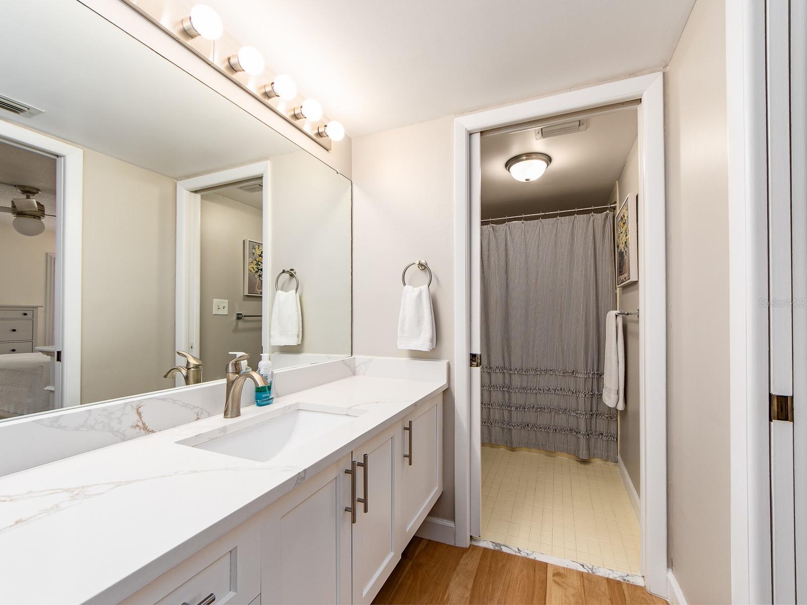 Image 27 of 38 For 3078 Eastland Boulevard 205