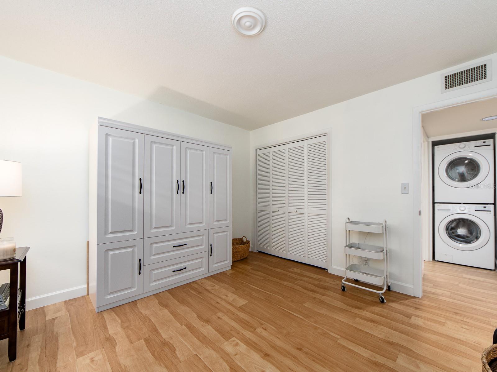 Image 30 of 38 For 3078 Eastland Boulevard 205