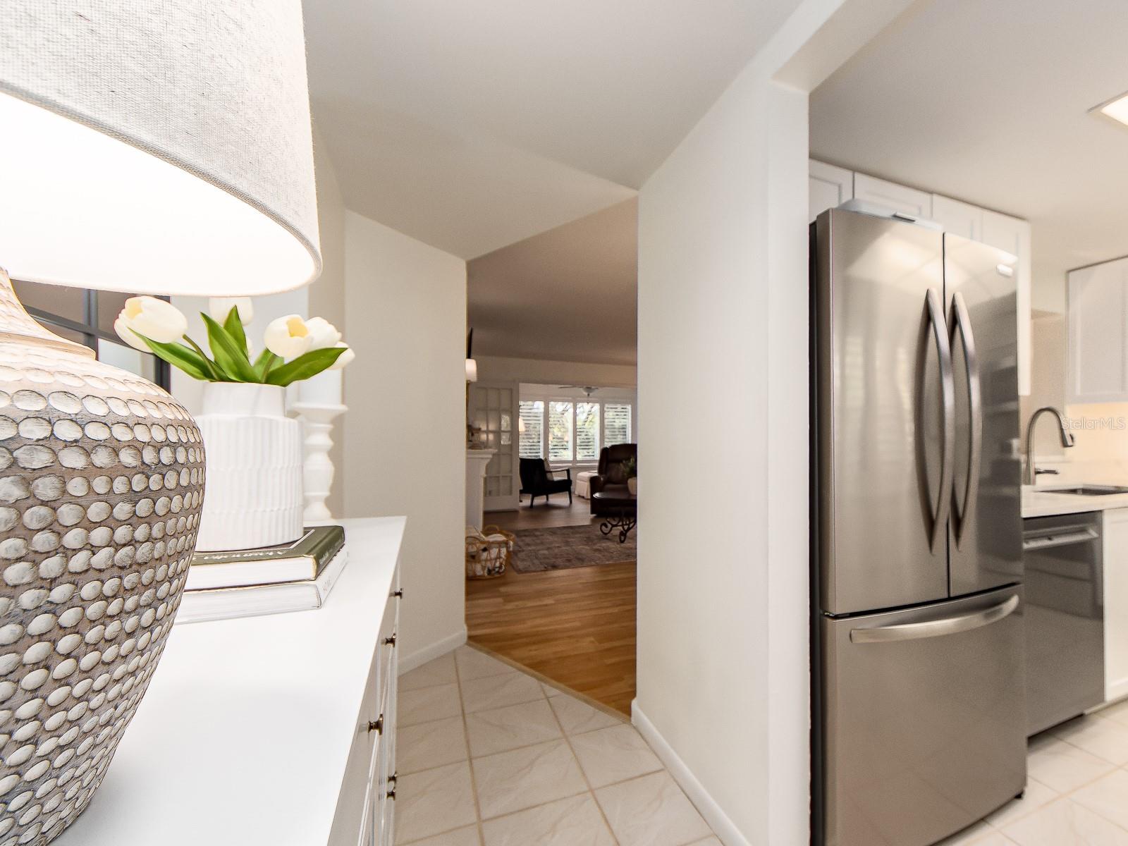 Image 9 of 38 For 3078 Eastland Boulevard 205