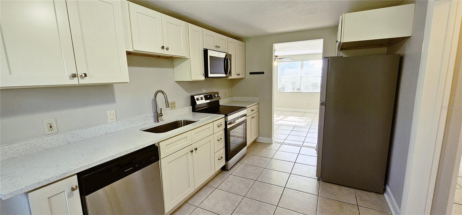 Image 3 of 11 For 1513 Braund Street