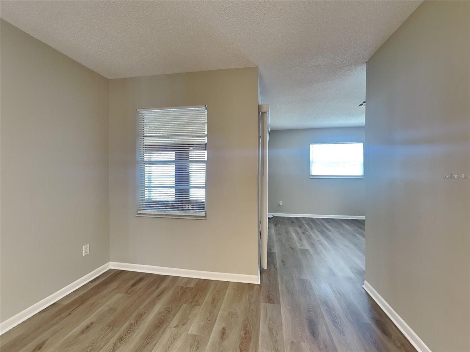 Image 6 of 22 For 4399 Crescent Road