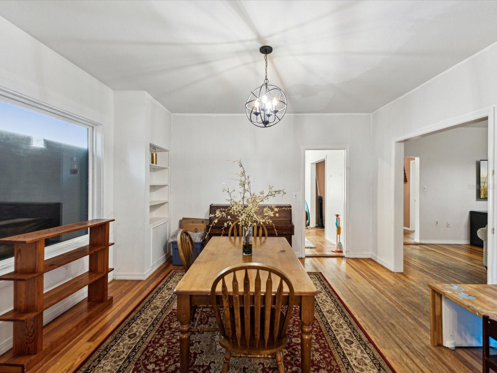 Listing photo id 0 for 5604 Cherokee Avenue
