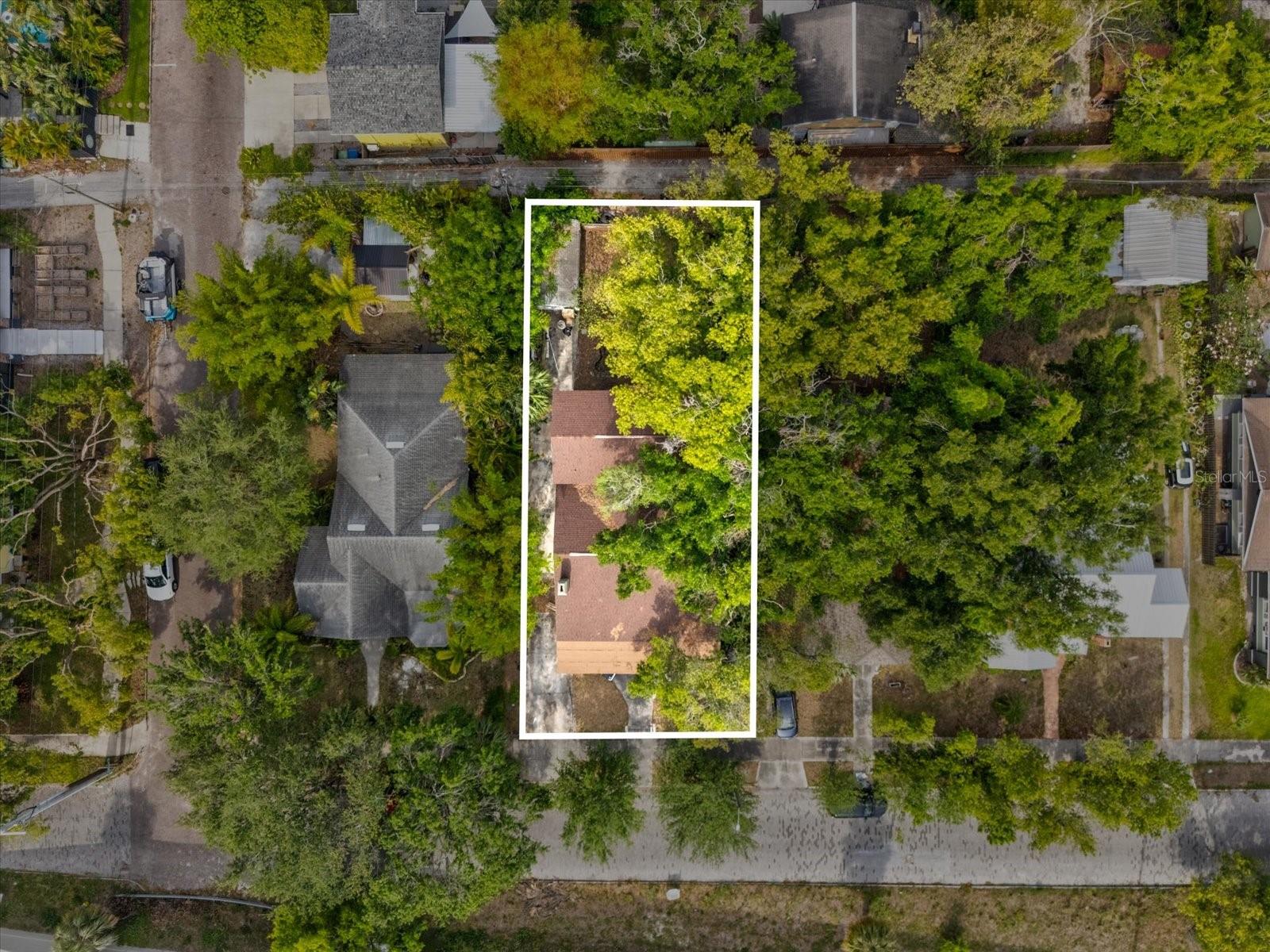 Listing photo id 33 for 5604 Cherokee Avenue