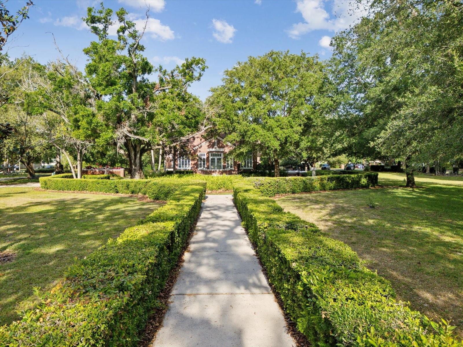 Listing photo id 45 for 5604 Cherokee Avenue