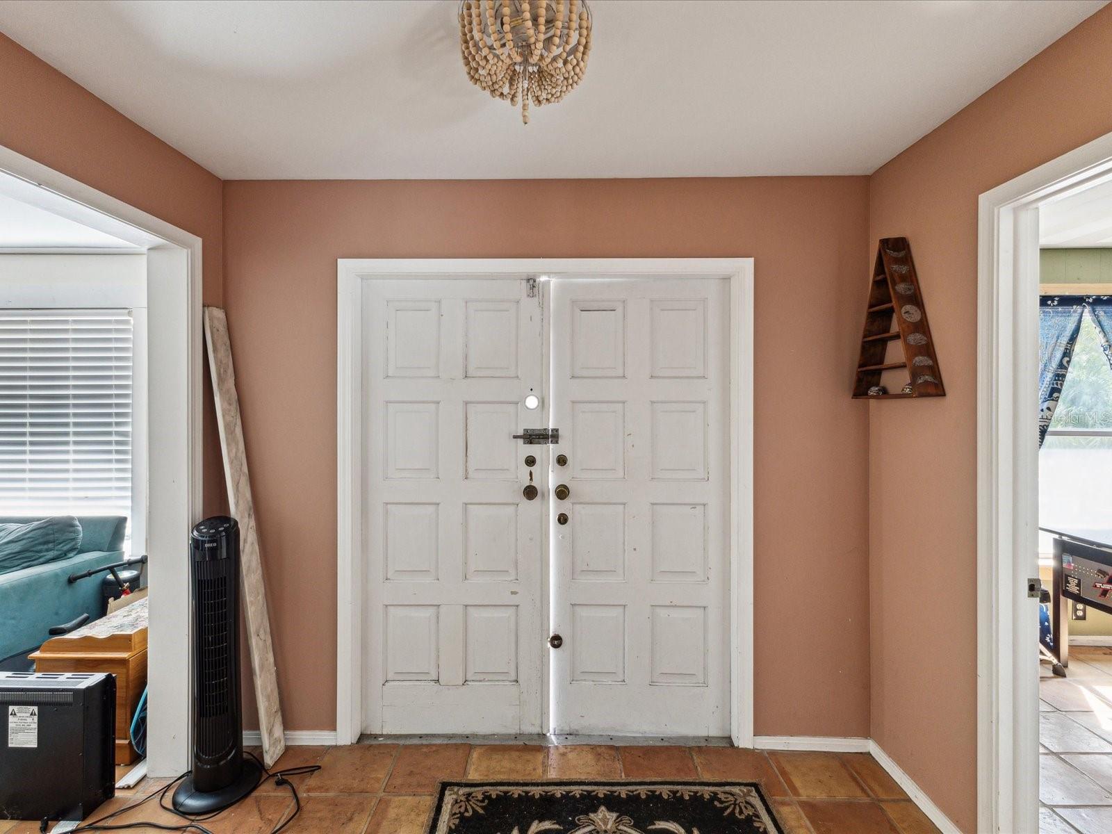 Listing photo id 4 for 5604 Cherokee Avenue