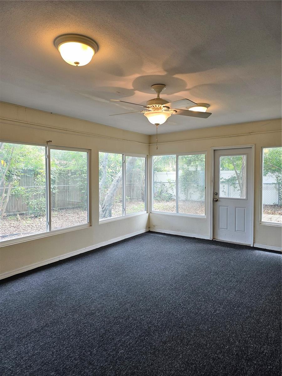Image 11 of 12 For 11849 96th Place